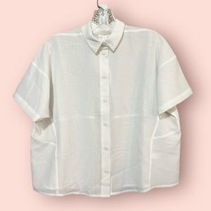 Lululemon Boxy Seersucker Short Sleeve Size 2 !